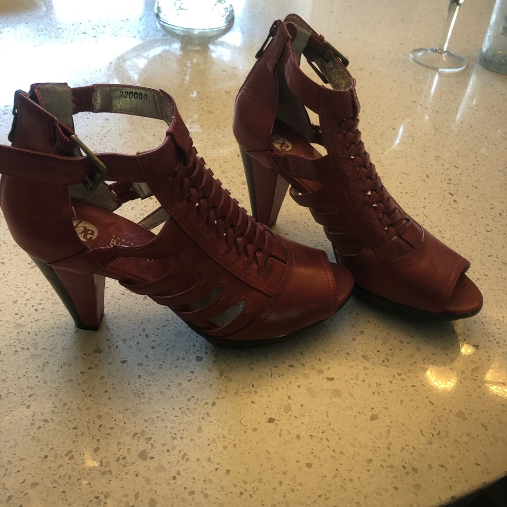 Red blondo heel sandals size 6.5